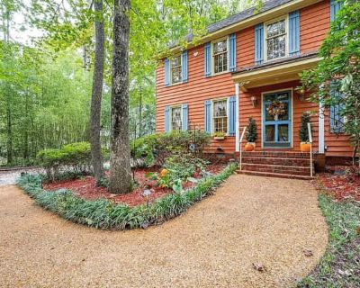 4 Bedroom 2.5BA 1977 ft Apartment For Rent in Brandermill, VA