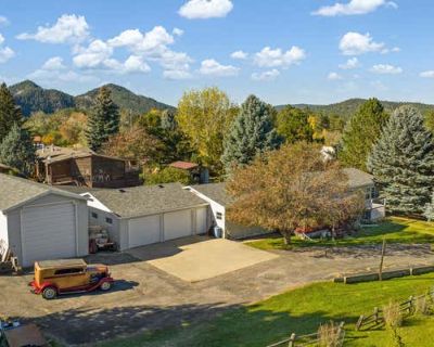 3 Bedroom 2BA 2240 ft Manufactured Home For Sale in RAPID CITY, SD