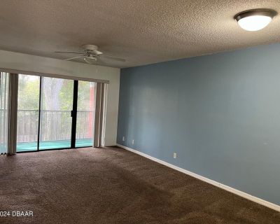 2 Bedroom 2BA 915 ft² Residential For Sale in Titusville, FL