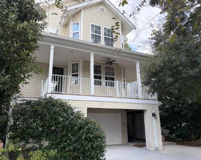 4 Bedroom 3.5BA 2450 ft Apartment For Rent in Hilton Head Island, SC