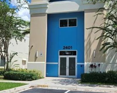 Commercial Property For Sale in Hollywood, FL