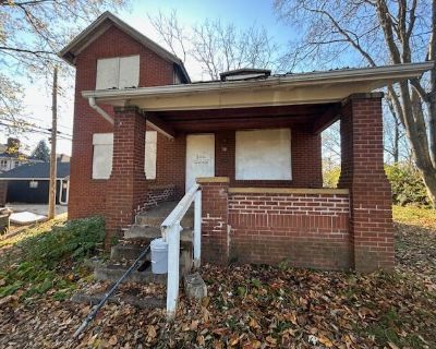 3 Bedroom 1BA 1614 ft Single Family House For Sale in Columbus, OH