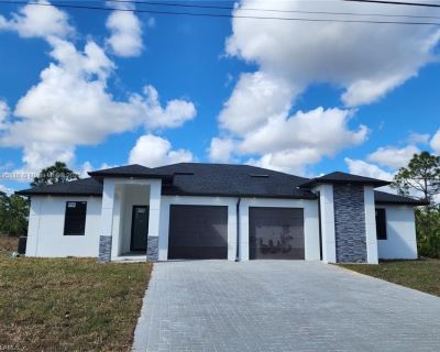 3 Bedroom 2BA 1200 ft House For Rent in Lehigh Acres, FL