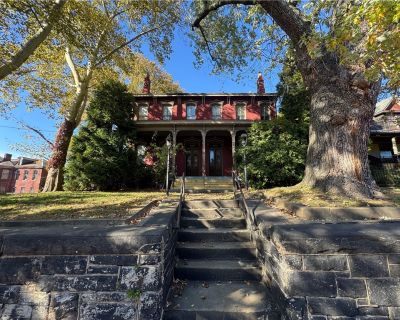 1 Bedroom Studio For Sale in Manchester, PA