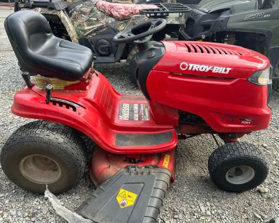 2001 TROY-Bilt 7 SPEED PONY Riding Mowers Florence, AL