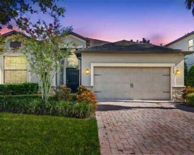4 Bedroom 3BA 2027 ft Single Family Home For Sale in WINTER GARDEN, FL