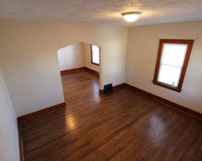 2 Bedroom 1BA 980 ft Pet-Friendly Apartment For Rent in Omaha, NE