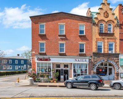 10500 ft Commercial Property For Rent in Northport, NY