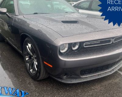 Used 2015 Dodge Challenger SXT