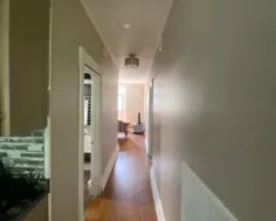 355 sqft Room for Rent in Montreal, QC