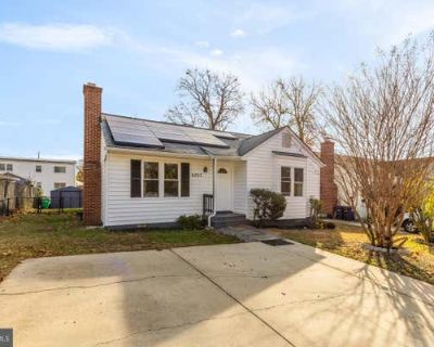 3 Bedroom 2BA 1276 ft Single Family Home For Sale in RIVERDALE, MD