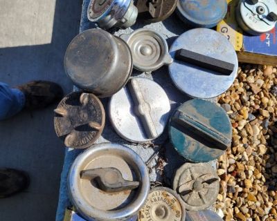 ANTIQUE CAR TRUCK GAS TANK CAPS LOT