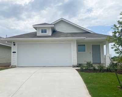 3 Bedroom 2BA 1533 ft Pet-Friendly Single Family Home For Rent in Horseshoe Bay, TX