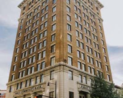 1 Bedroom 1BA 910 ft Condominium For Sale in GRAND RAPIDS, MI