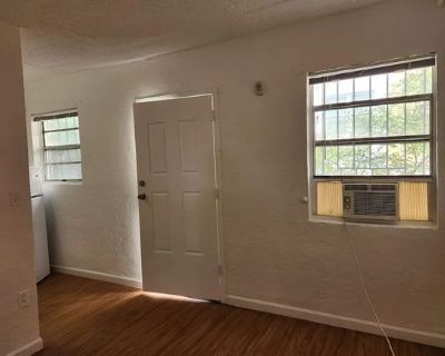 Apartment is currently not occupied. Looking for tenants, utilities included in rent.. 1 Bedroom. 1 Bathroom