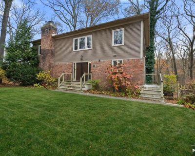 5 Bedroom 3BA Single Family House For Sale in Ringwood, NJ
