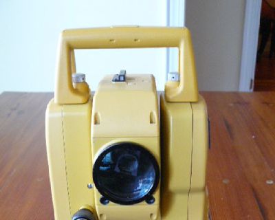 For sale is a 2006 Topcon GPT-3005W total station.
Included in this "kit" is the instrument with case. A Carlson Explorer data collector w/ case. Tripod and prism poles with cases. Everything pictured is included.

I bought this instrument in 2007 new from Benchmark Survey Supply in Raleigh, NC for $8,000.00. They demoed this machine and we purchased it. I personally used it on one site layo...