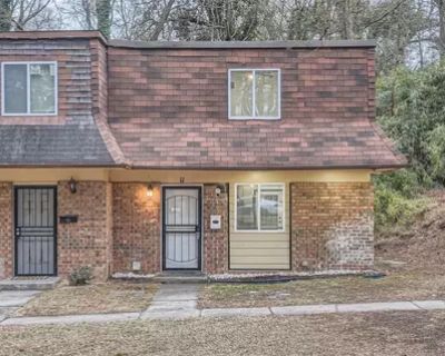 2 Bedroom 2BA 1008 ft Residential Attached Property For Sale in Atlanta, GA