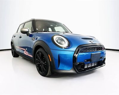 Used 2023 MINI Hardtop Cooper S Classic