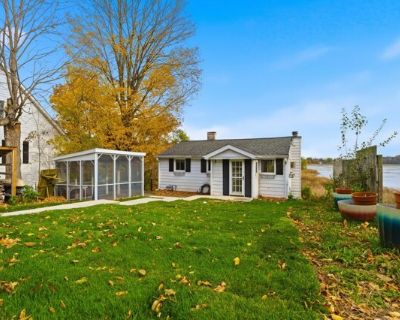 W6705 Lakeshore Cir. Enjoy peaceful lake views from this charming 2-bedroom home overlooking the water! Features include a cozy new fireplace, screened-in porch, and new sod with fresh concrete in the front yard. The landlord plans to add a steel roof and log-style siding during the tenancy, giving the home a rustic cabin feel. The lake offers excellent fishing, duck hunting, and nearby snowmob...