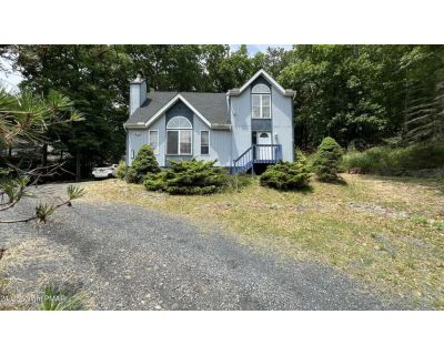 3 Bedroom 2BA 1428 ft² Residential For Sale in Bushkill, PA