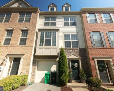 3 Bedroom 2BA 1640 ft Apartment For Rent in Brandywine, MD