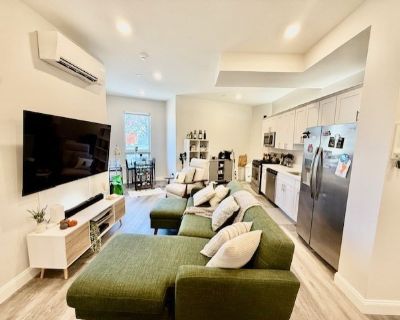 5 Fremont # 301A. Property for Rent in Winthrop, MA for $3,200 with 2 bedrooms and 2 full baths. This property is 9,999 square feet.. Welcome home to this beautifully updated 2-bedroom 2-bathroom apartment with bonus room as an office located in an elevator building featuring a spacious living area and a modern kitchen outfitted with sleek stainless steel appliances. Two queen sized bedroom wit...