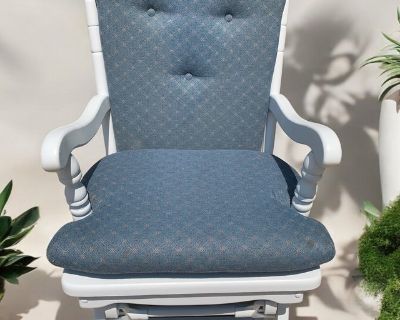 Solid Wood Glider Rocking Chair Linen White New