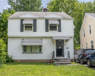 3 Bedroom 1BA 1275 ft Single Family House For Sale in Cleveland, OH