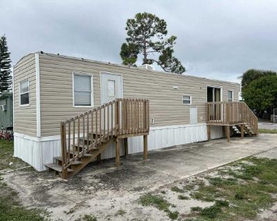 1 Bedroom 1BA 256 ft Mobile Home For Rent in Cocoa, FL