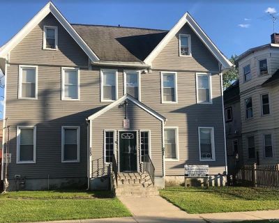 1 Bedroom 1BA 3760 ft House For Rent in Bridgeport, CT