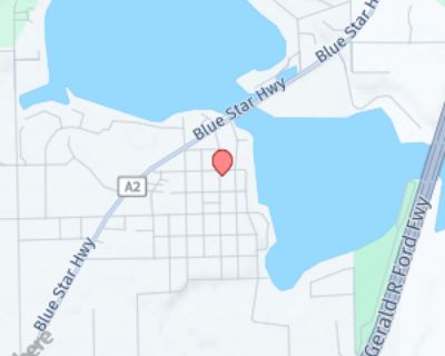 1 Bedroom 1BA 1082 ft Furnished Single-family home For Rent in Douglas, MI