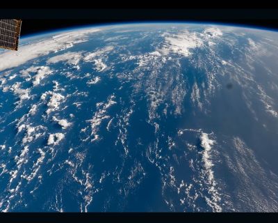 $1,000 /month. Age: 25 * Any pets?: No * Occupation: Professional * Gender: Male. Non-smoking room preferred. Pets are fine. Males preferred. Age preference: 18 - 33. Looking in: Kissimmee. I am a professional male aged 25. I am available to move from 11/27/2025 and have a budget of $1000/month. I would like to share with males ideally between 18 and 33 years old.