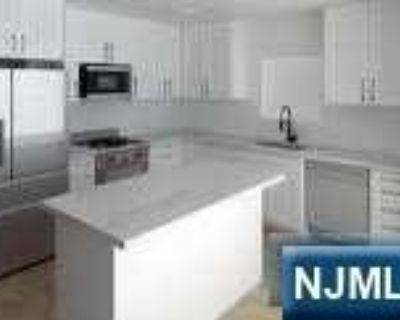 - Oak Ti St Unit,ridgewood, Flat For Rent