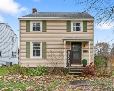 3 Bedroom 1BA 924 ft Single Family House For Sale in Fulton, NY