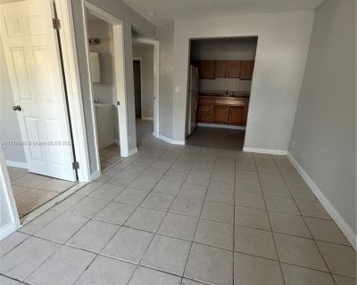 NW 10th Ter. RECENTLY UPDATED APARTMENT IN THE HEART OF FORT LAUDERDALE NEAR SHOPS BUSINESSES LAS OLAS AND MORE COME SEE TODAY AND SUBMIT APPLICATION FOR TENANT. 3 Bedroom. 2 Bathroom. 898 ft