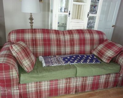 Queensize Sleeper Sofa