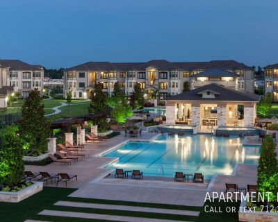 1 Bedroom 1BA 691 ft Furnished Apartment For Rent in Tomball, TX