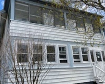 2 Bedroom 1BA 1300 ft Condo For Rent in Cambridge, MA