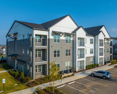 815 North Main Street, Elburn, IL 60119. Everyone is approved and you choose the property and where you want to live. Over 1,000 people helped by Innovative Apartment Group. Select your time from above to speak with one of our rental specialists and learn how we can help you rent today! Worried about poor credit that might affect your ability to rent an apartment? Have a job but financial hiccu...