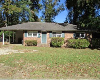 3 Bedroom 1.5BA 1025 ft Apartment For Rent in Sumter, SC