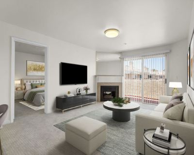 2 Bedroom 2BA 770 ft Condo For Sale in Downey, CA