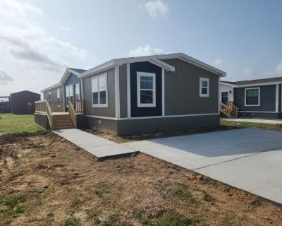 4 Bedroom 2BA 2016 ft Mobile Home For Rent in Conroe, TX