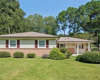 Raymond Dr, Hampton, Home For Sale