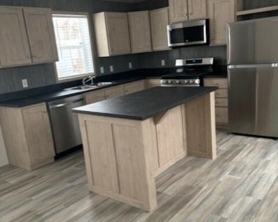 3 Bedroom 2BA 1152 ft Mobile Home For Sale in Coldwater, MI