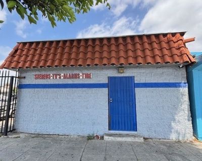 1242 ft Commercial Property For Sale in Compton, CA