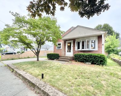 2 Bedroom 1BA 960 ft Single Family House For Sale in Peabody, MA