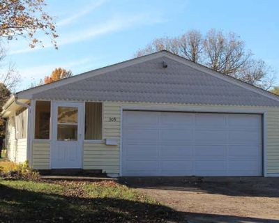 3 Bedroom 1BA 1232 ft Single Family Home For Sale in SPENCER, IA