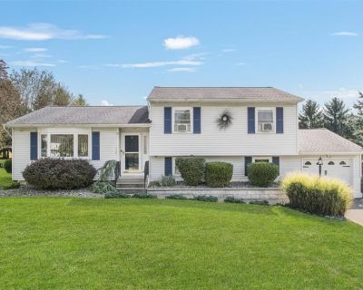 3 Bedroom 1BA 2100 ft Single Family House For Sale in Washingtonville, NY