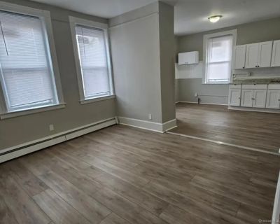 4 Bedroom 1BA 4032 ft Apartment For Rent in New Haven, CT